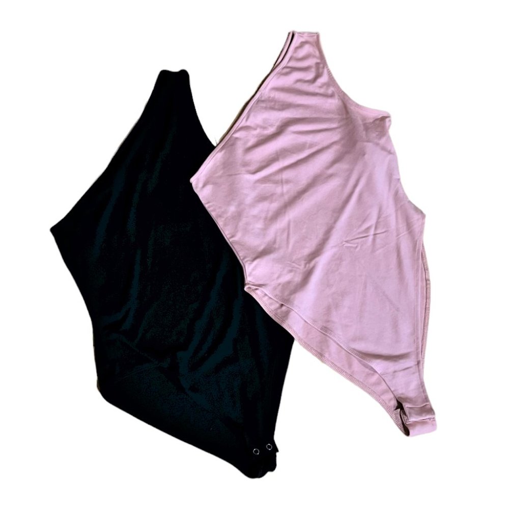 NWT Forever 21 One-Shoulder Sleeveless Bodysuit Bundle, Black and Blush, Size M